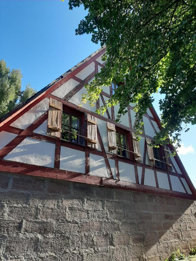Ferienwohnung Kunst Und Kulturschuppen Hasenmuehle Kammerstein Екстер'єр фото