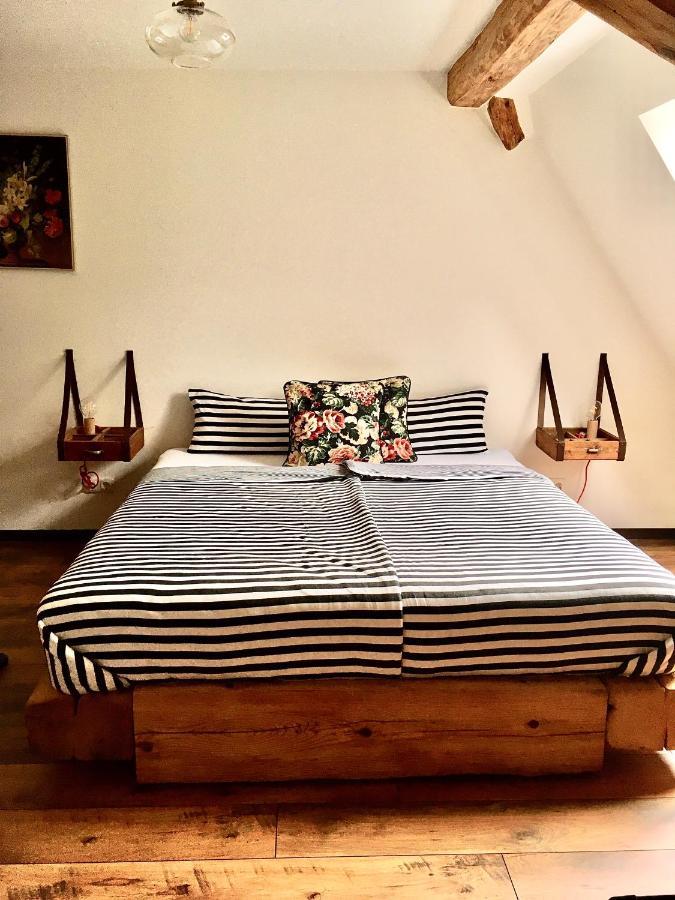 Ferienwohnung Kunst Und Kulturschuppen Hasenmuehle Kammerstein Екстер'єр фото